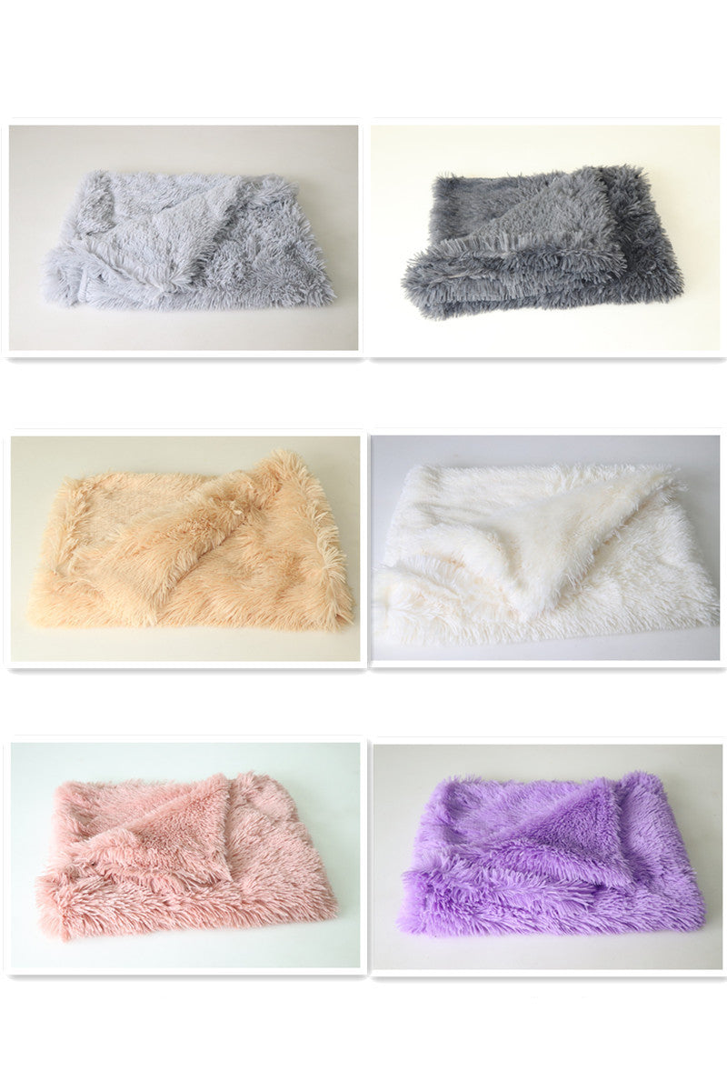 Soft Plush Pet Blanket for Dogs & Cats – Wool & Polyester Washable Throw for Bed, Couch, or Crate – Warm Dog Blanket for Winter